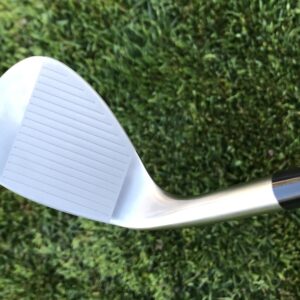 SkyLob wedge groove